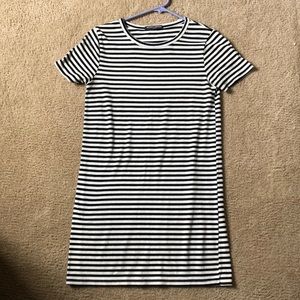 Brandy Melville Striped t-shirt dress